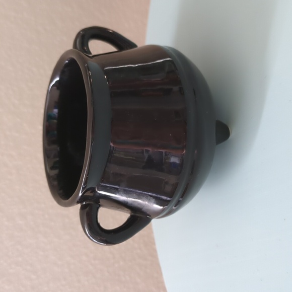Harry Potter Cauldron - Picture 2 of 2